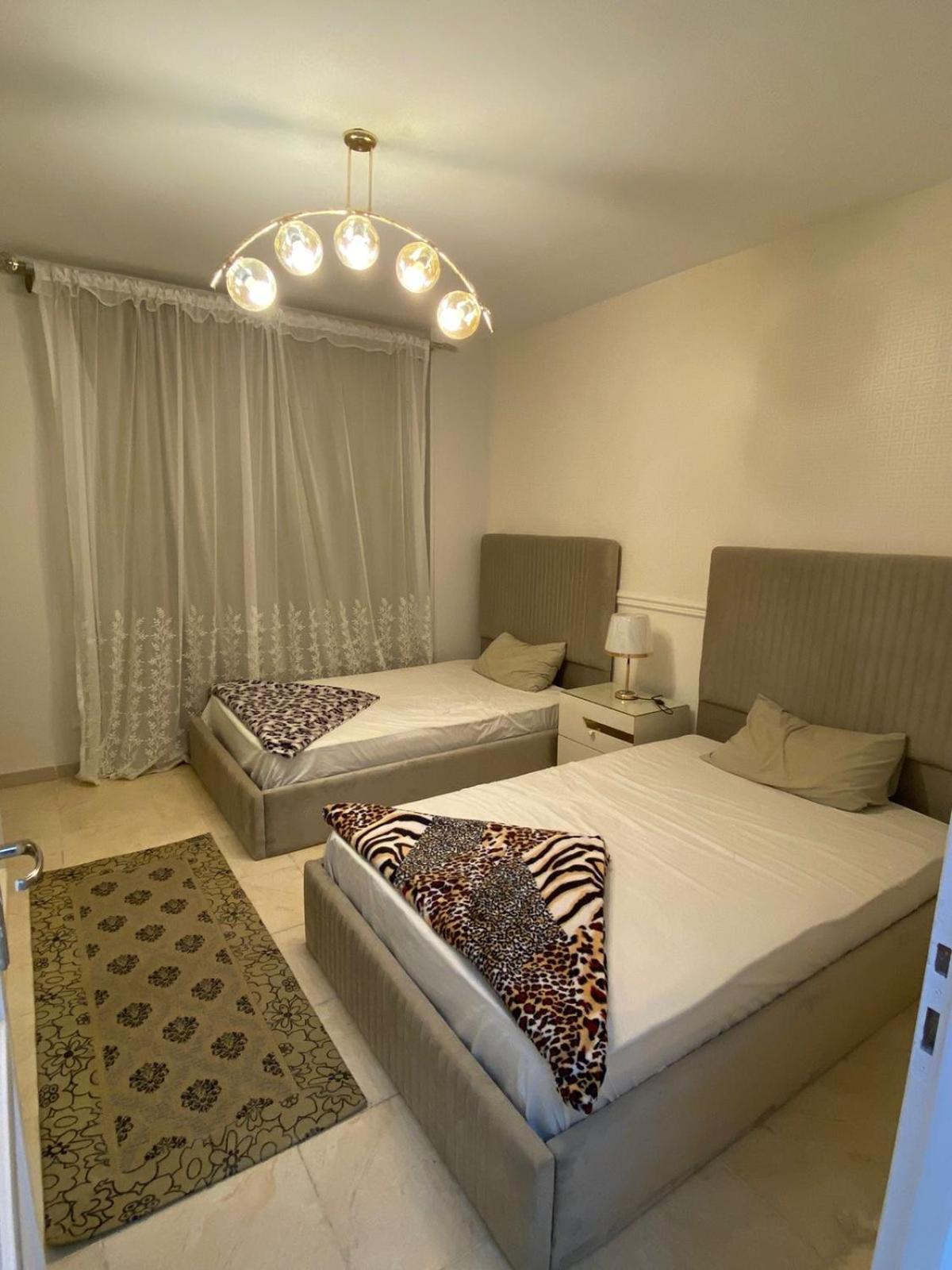 Madinaty -luxury In B8 مدينتي - شقه فندقيه غرفتين Kairo