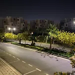 Madinaty -Luxury Apartment In B8 مدينتي - شقه فندقيه غرفتين